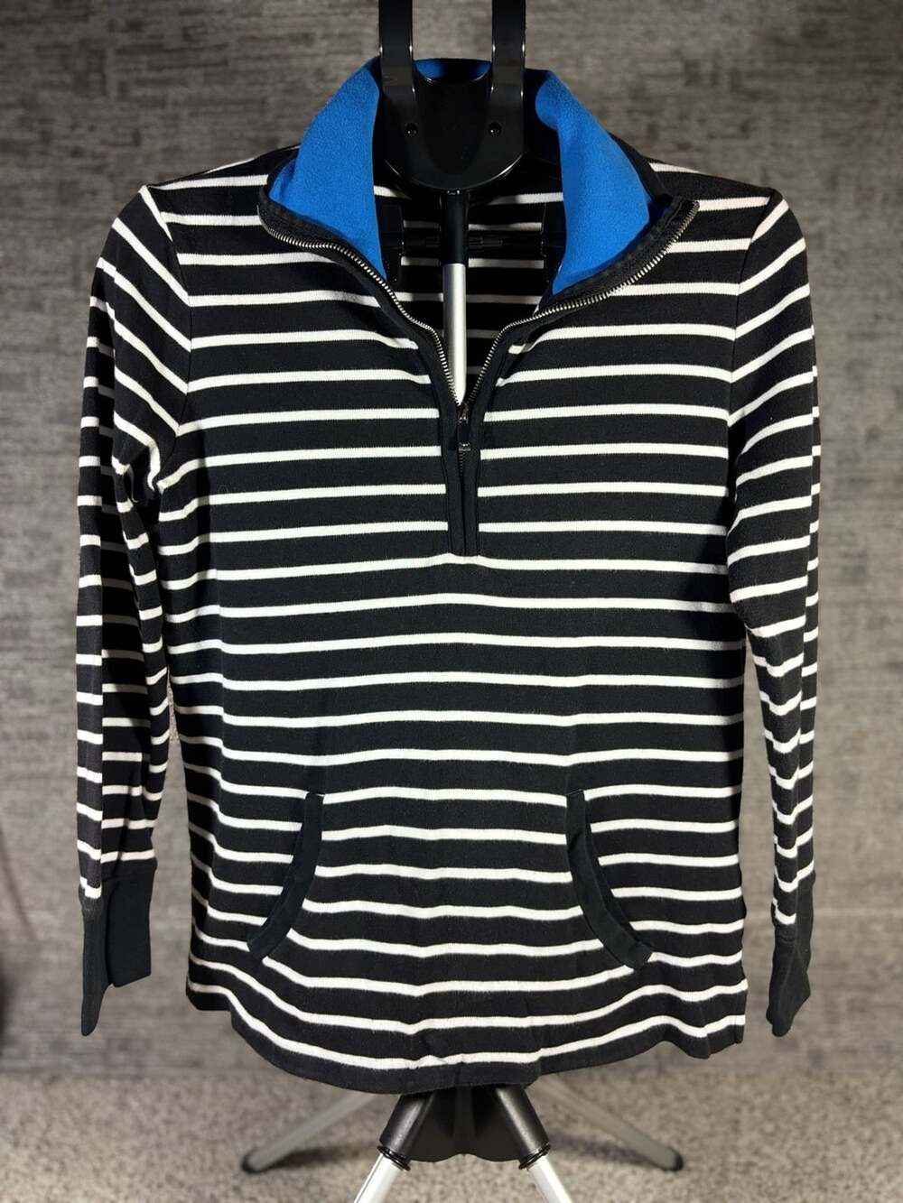 Jones New York Sport 1/4 Zip Pullover Size M Striped Blue Black 144